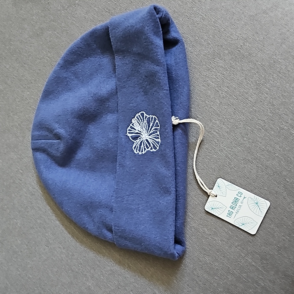 The Hibiscus Beanie by Tag Aloha Co. - Beachly subscription box - NWT